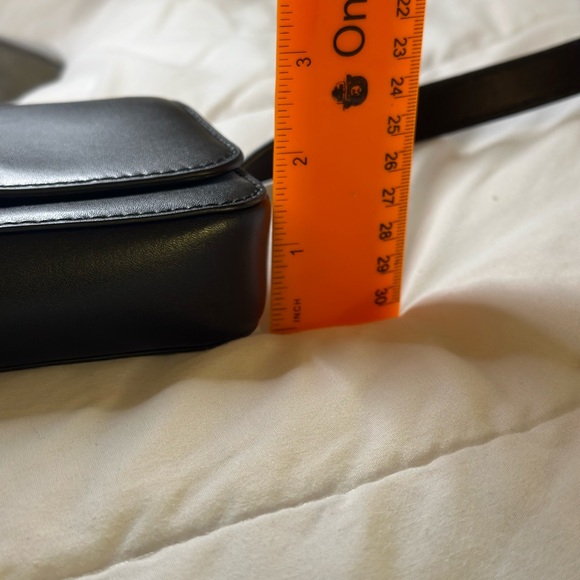 Michael Kors Beltbag - Picture 9 of 10